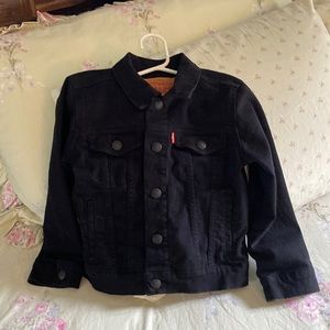 Levi’s black denim jacket. Kids size 6.